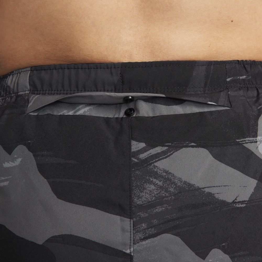 Nike Challenger Mens 7" Brief Lined Camo Training Gym Shorts - Picture 5 of 11